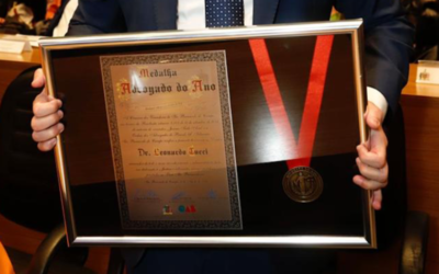 Dr. Leonardo Tucci recebe medalha e premiação como Advogado do Ano na Câmara Municipal em solenidade dedicada ao Dia do Advogado